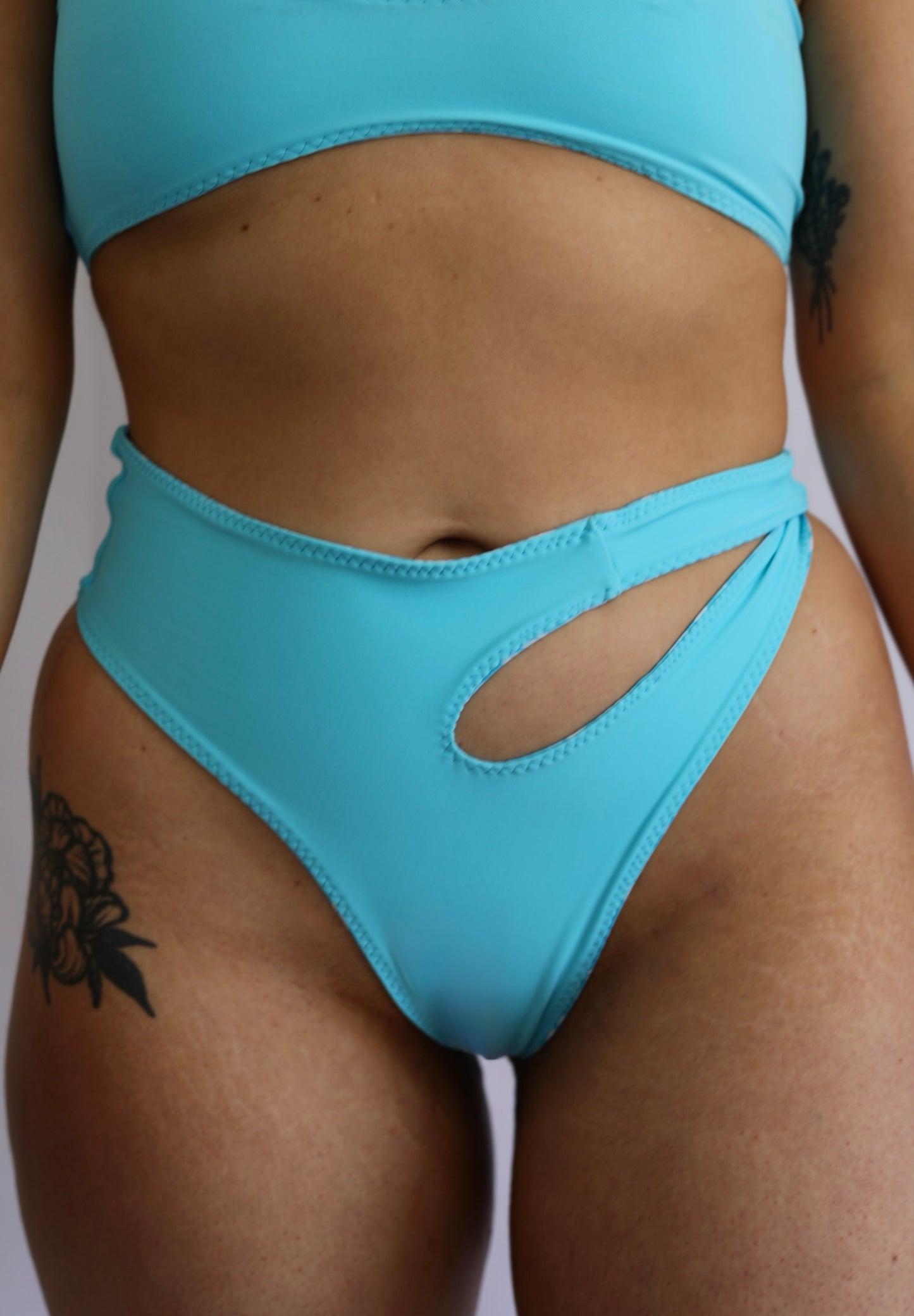Sandy Cheeks Reversible Thong Cut Out Bikini Bottoms - Aqua Bloom / Blue