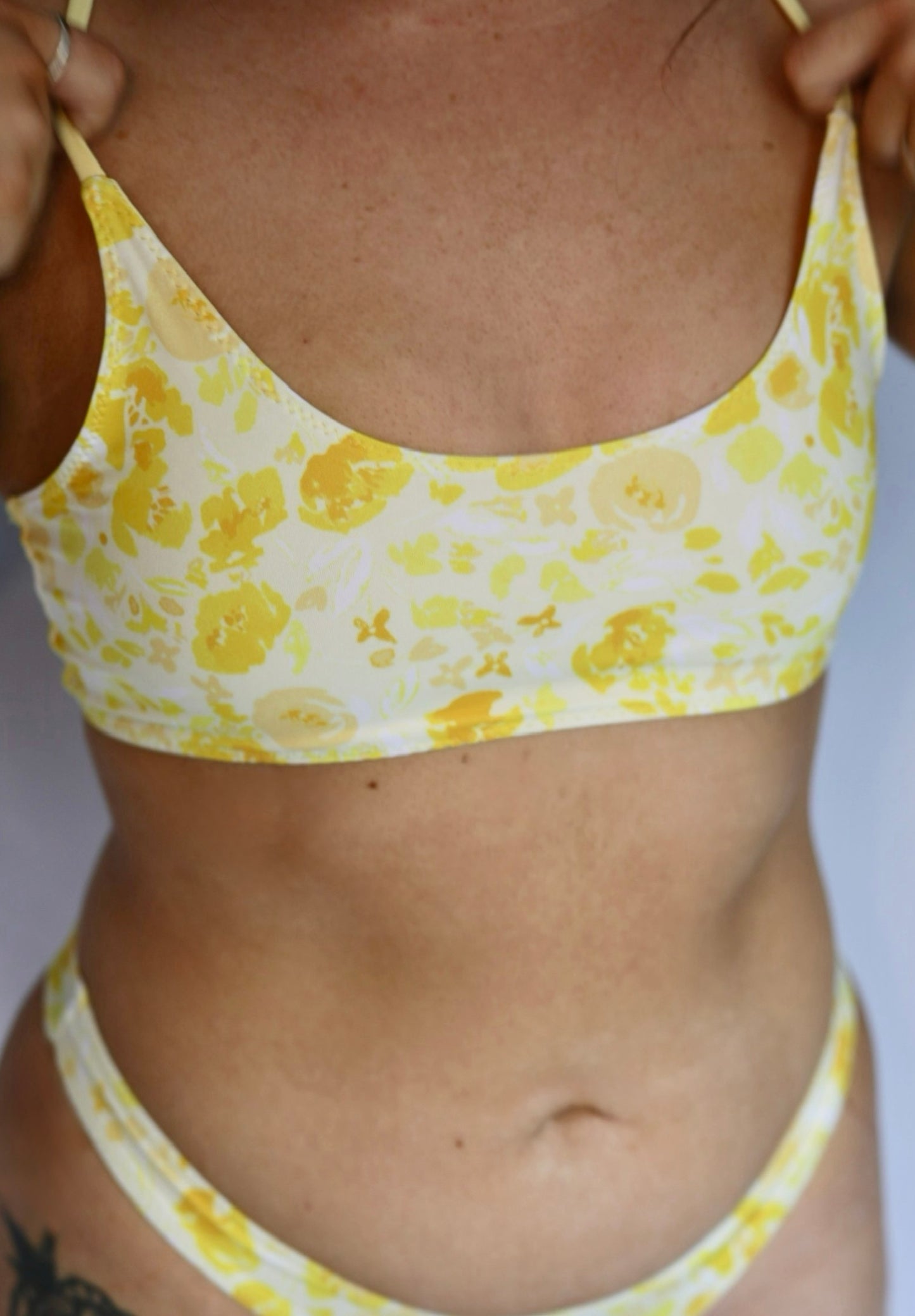 Heatwave Reversible Bikini Top - Lemon Peony