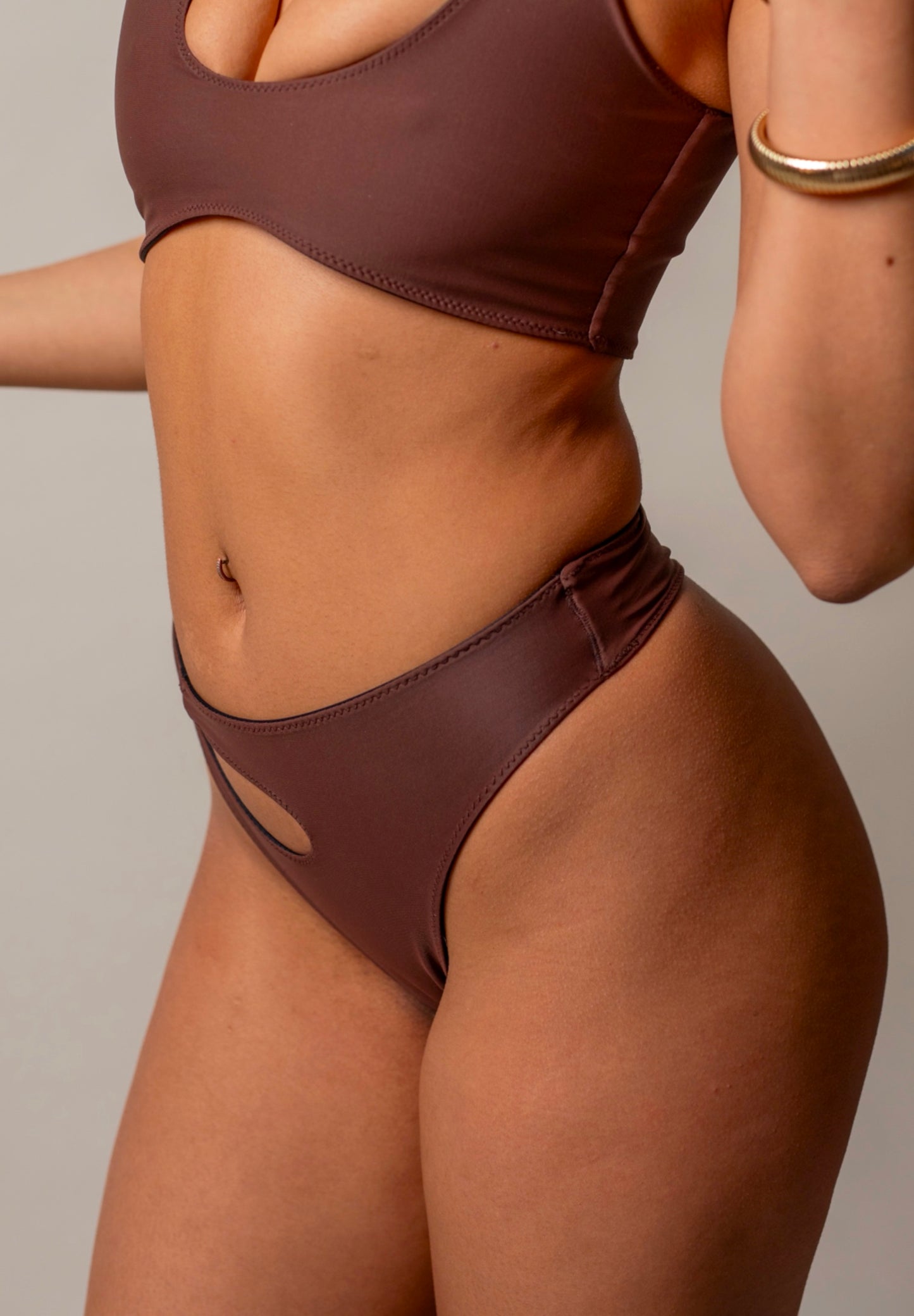 Beach Bum Reversible Cut Out Cheeky Bikini Bottoms - Espresso/Black