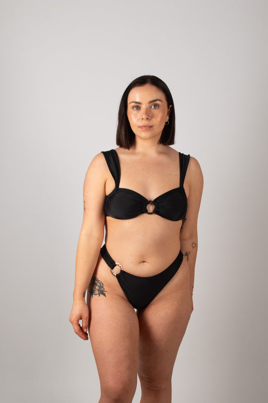 Soleil Adjustable Cup Bikini Top in Black