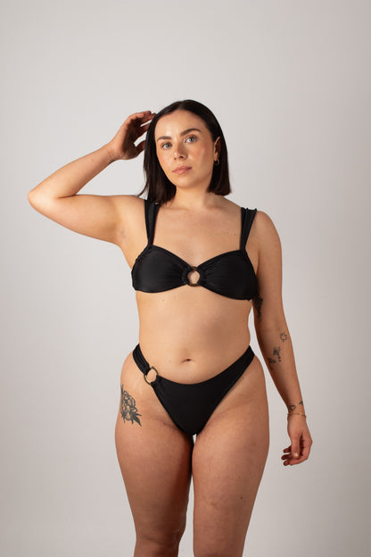 Soleil Adjustable Cup Bikini Top in Black